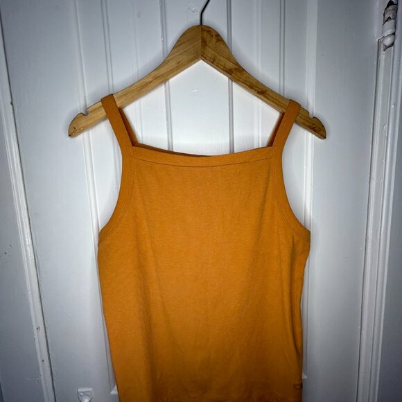 GapFit Breathe Ribbed Tank Top - Picture 2 of 3